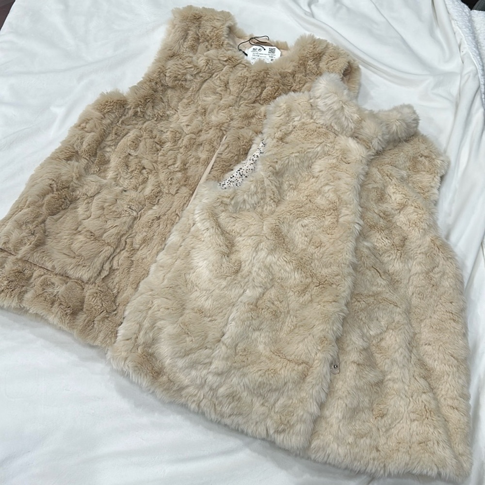 Double Zara fur vests